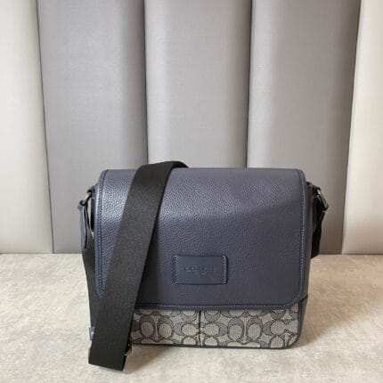 Sprint Map Bag 25 In Signature Jacquard