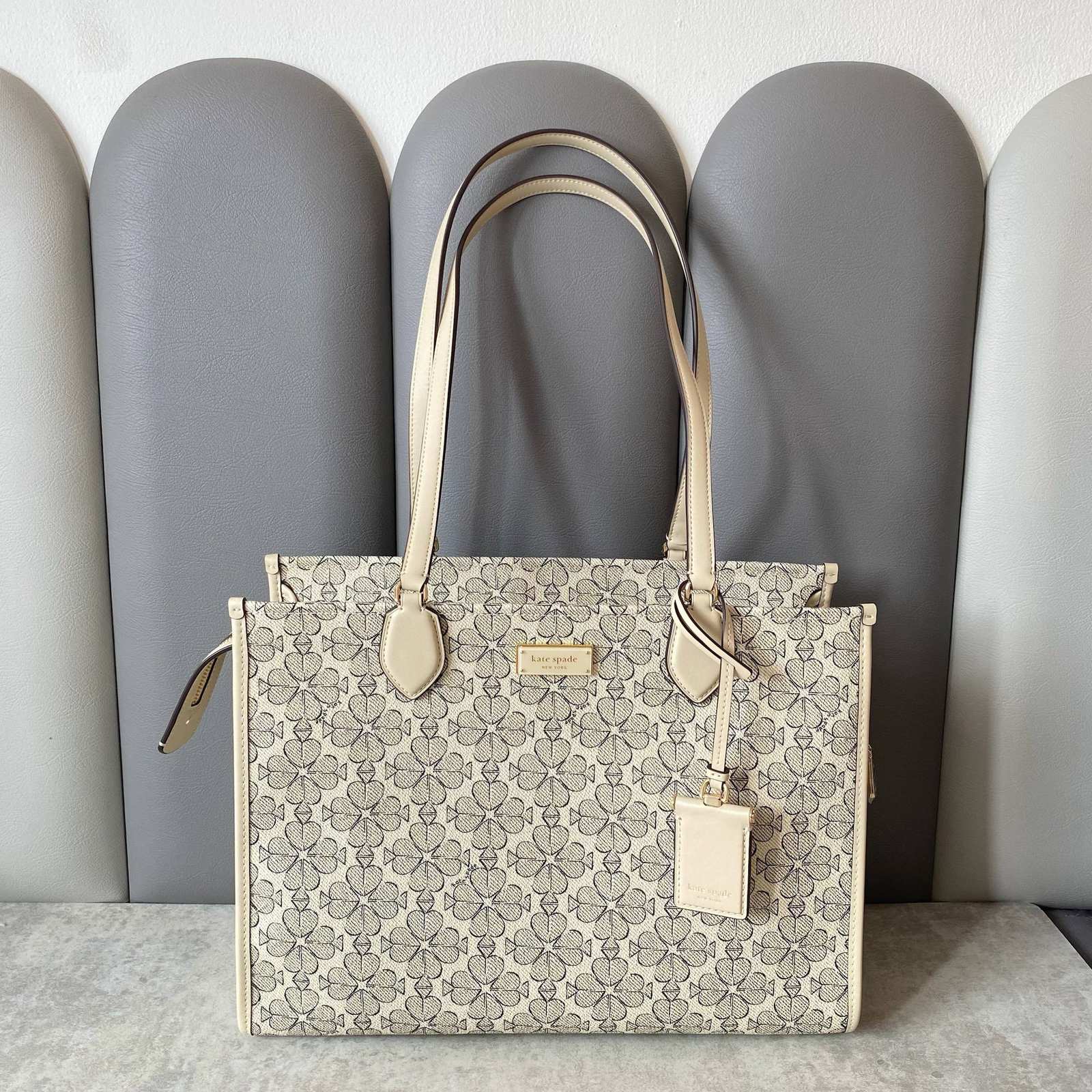 6107208792585391683 Kate Spade Spade Flower Coated Canvas Large Market Tote - Image 1