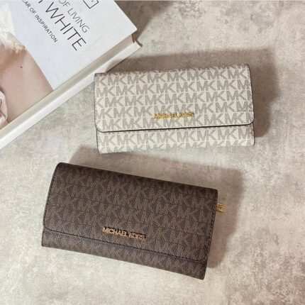 Michael Kors Jet Set Large Logo Trifold Wallet
