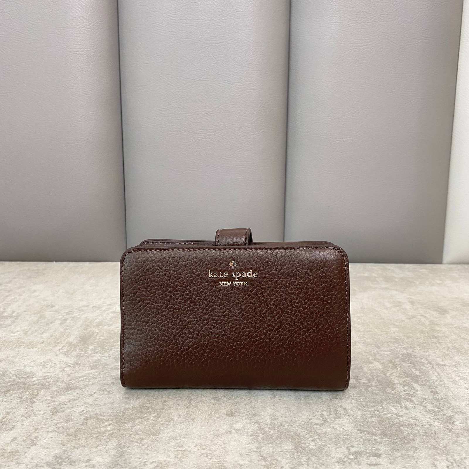 photo_6258074483843337966_w (1) Kate Spade Lena Medium Compact Bifold Wallet - Image 1