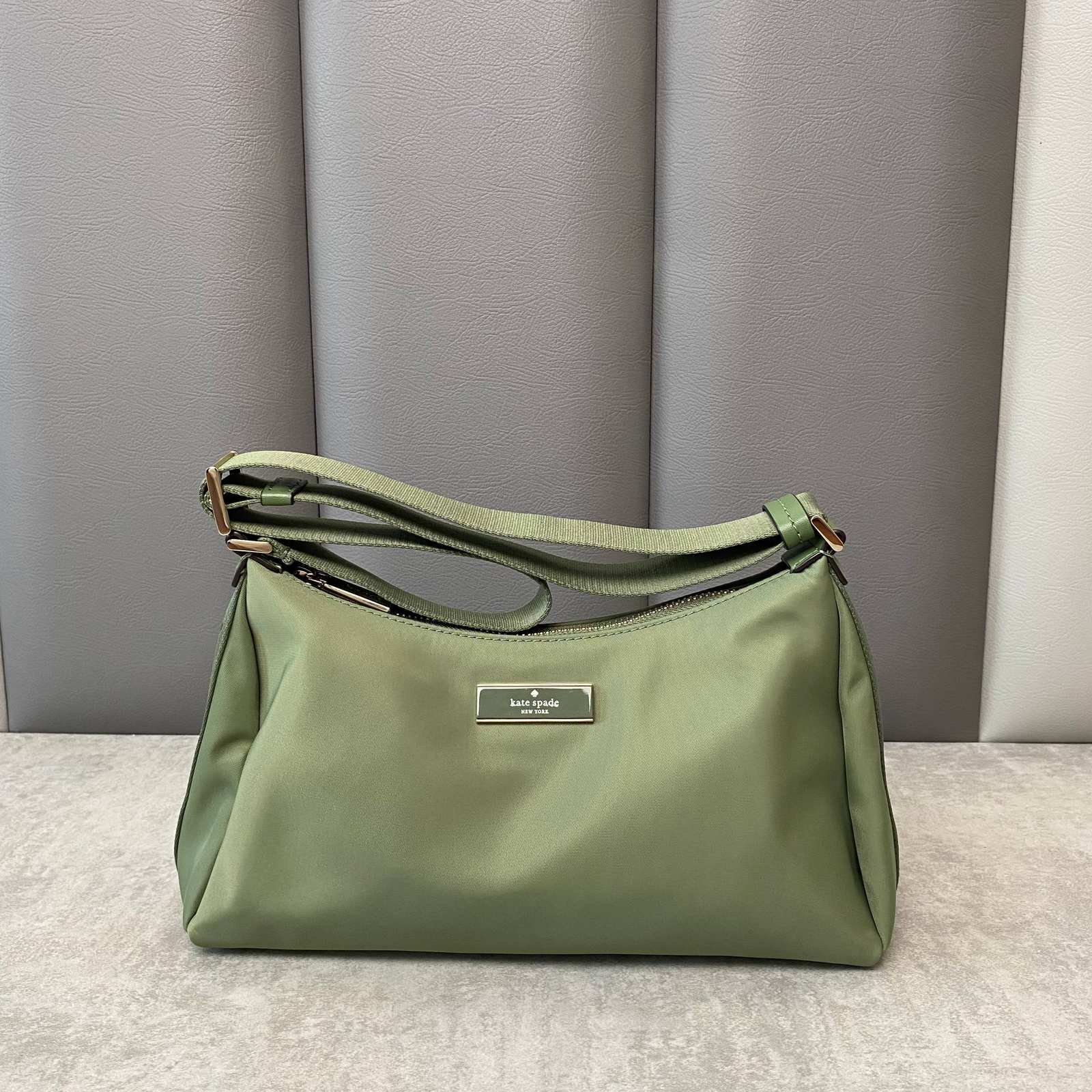 photo_6161144046999506354_w Kate Spade Carter Nylon Shoulder Bag - Image 1